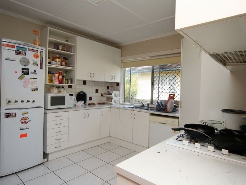 993 Boundary Rd, Coopers Plains QLD 4108