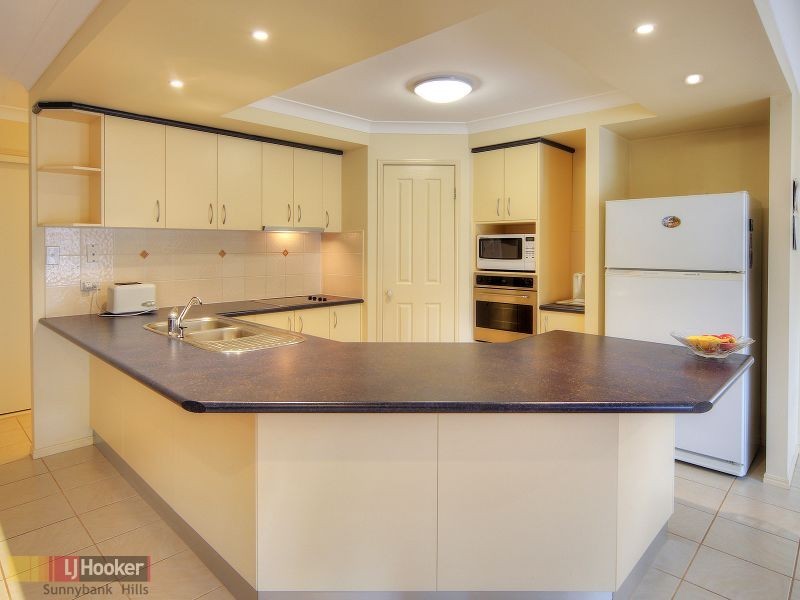 79 Daintree Drive, Parkinson QLD 4115