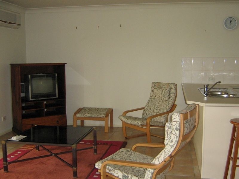 5/8 Manor St, Eight Mile Plains QLD 4113