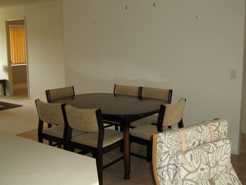 5/8 Manor St, Eight Mile Plains QLD 4113