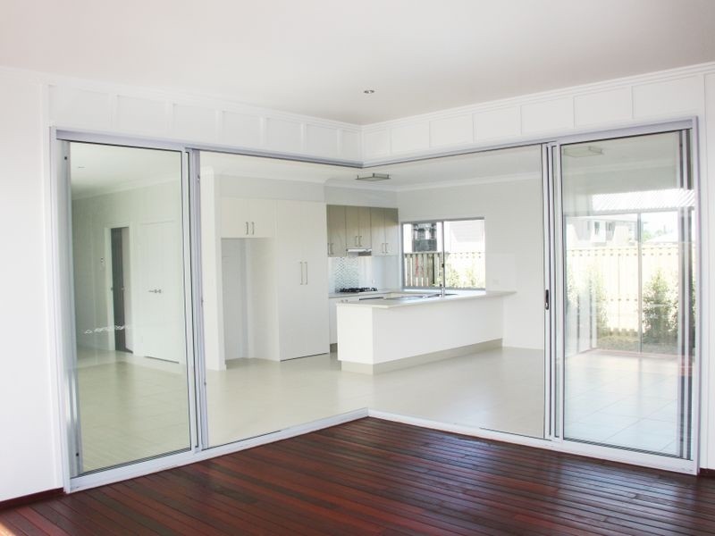 18 Rolfe Cct, Underwood QLD 4119