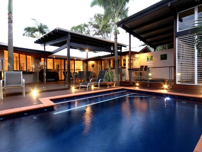 16 Ngairi Close, Eight Mile Plains QLD 4113