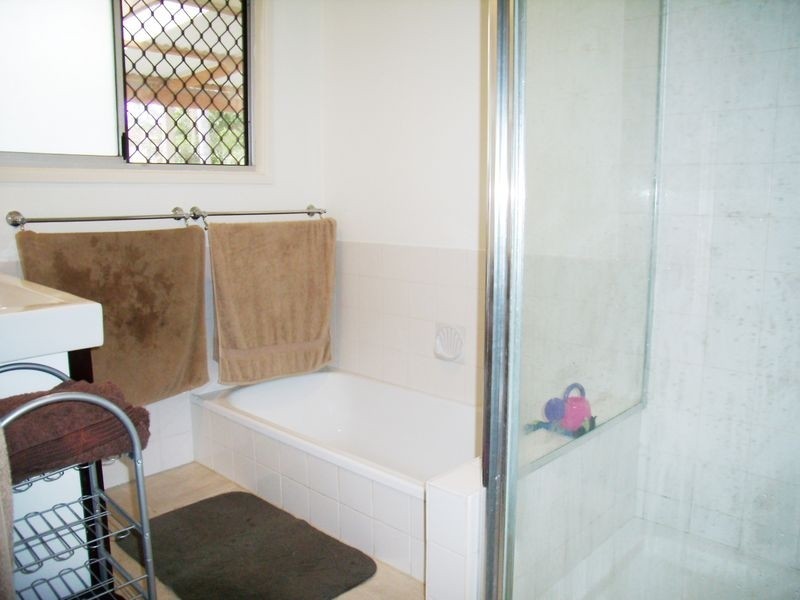 76 Ervatamia St, Runcorn QLD 4113
