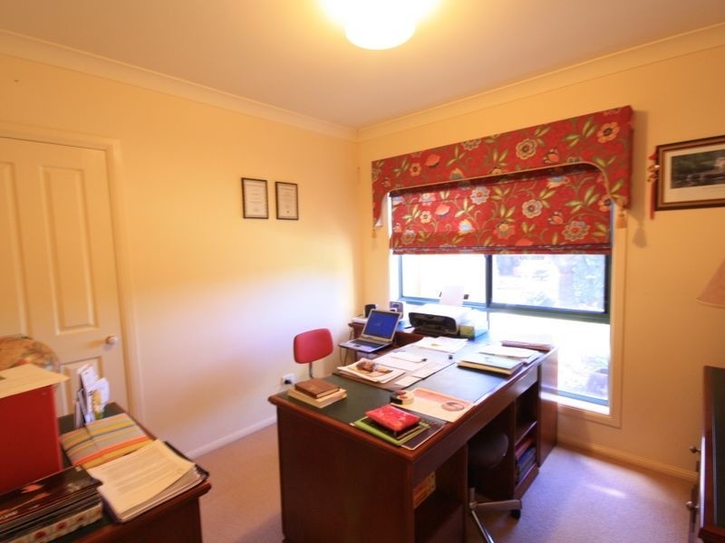 6 Poets Pl, Parkinson QLD 4115