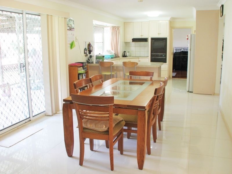 136 Wynne St, Sunnybank Hills QLD 4109