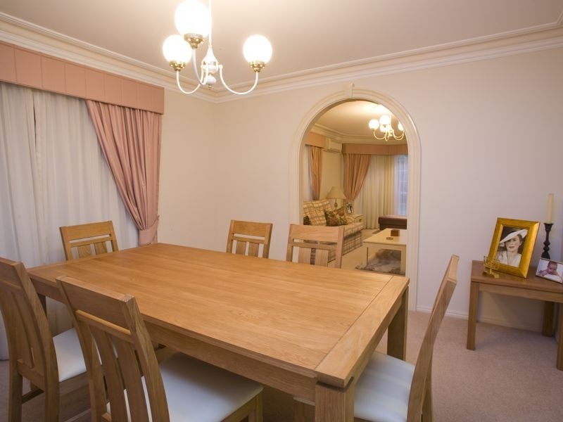 5 Googie Cr, Eight Mile Plains QLD 4113