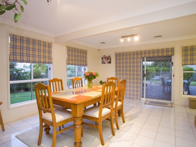 5 Googie Cr, Eight Mile Plains QLD 4113