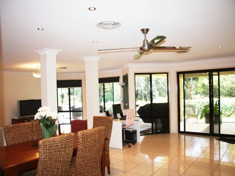 4 The Nook, Underwood QLD 4119