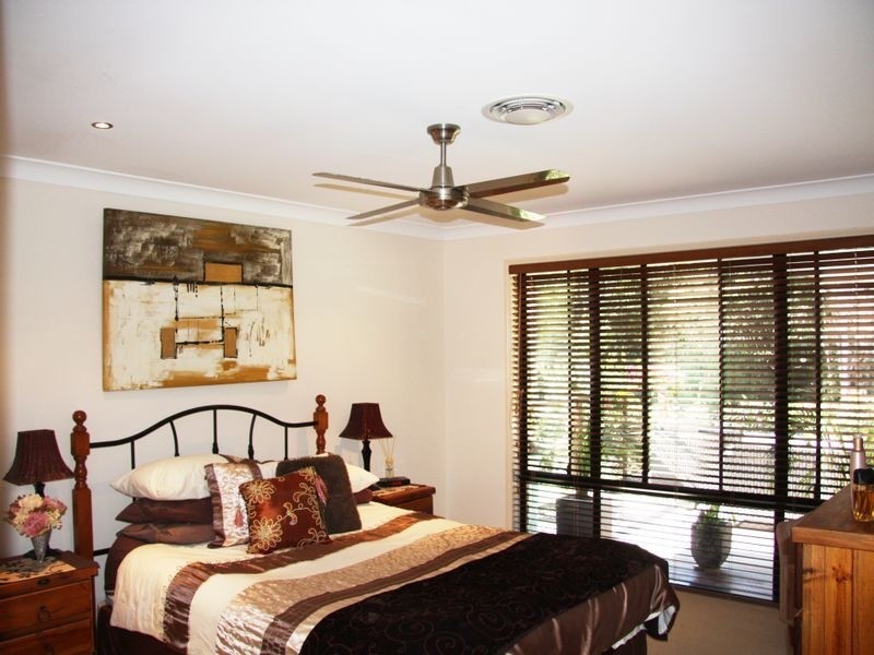 4 The Nook, Underwood QLD 4119