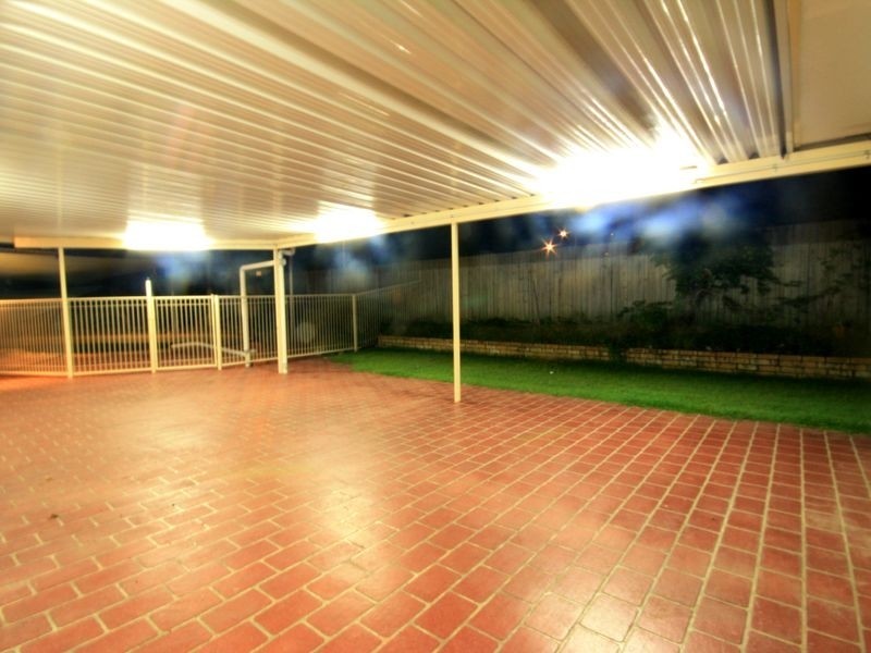 Stretton QLD 4116