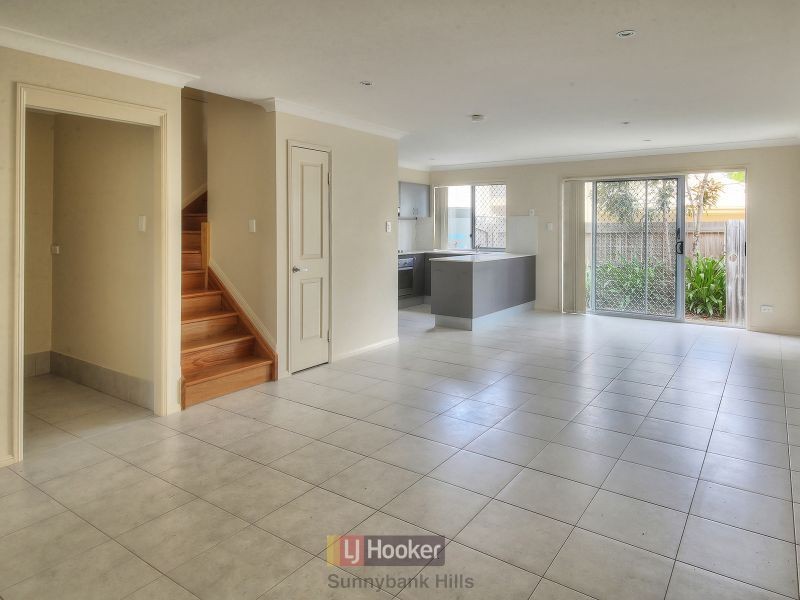 2/360 Benhiam Street, Calamvale QLD 4116