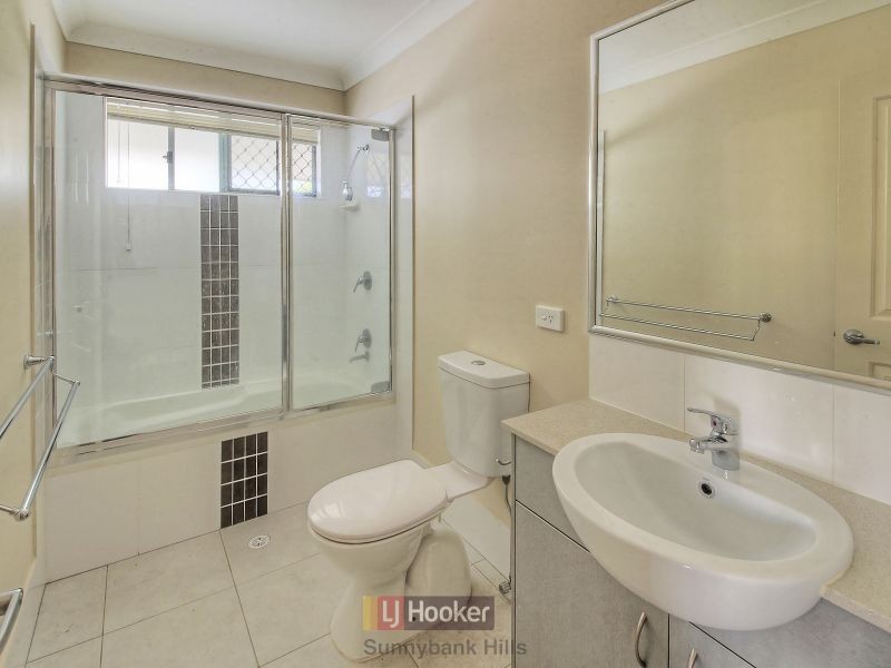 2/360 Benhiam Street, Calamvale QLD 4116