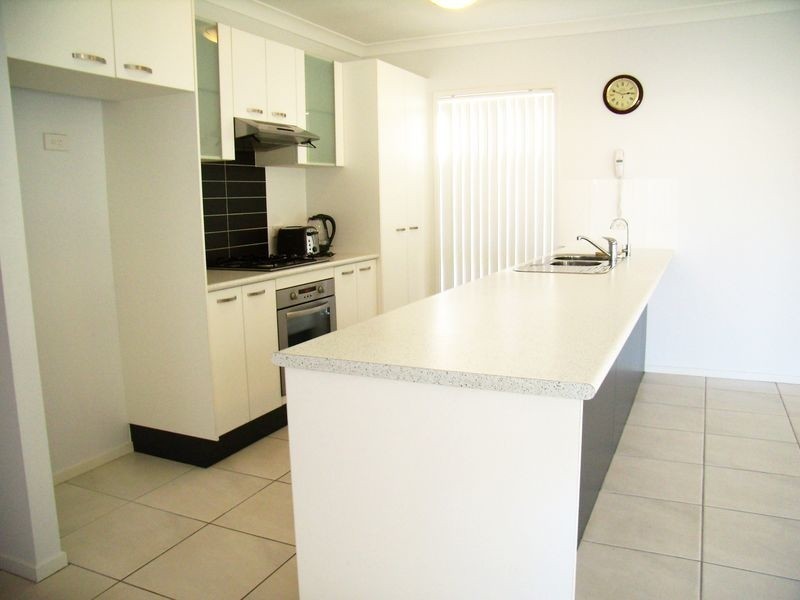 19A Bolton St, Eight Mile Plains QLD 4113