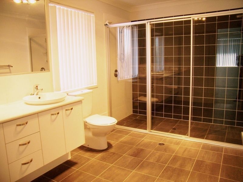 19A Bolton St, Eight Mile Plains QLD 4113