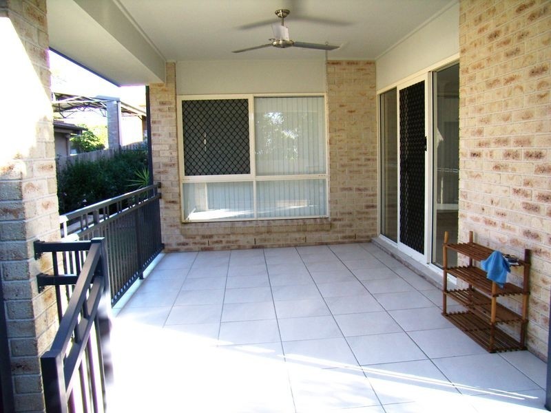 19A Bolton St, Eight Mile Plains QLD 4113