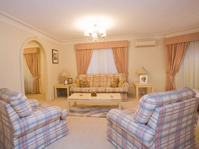 5 Googie Cr, Eight Mile Plains QLD 4113