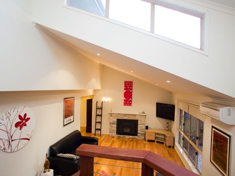 9 Tristania Close, Calamvale QLD 4116