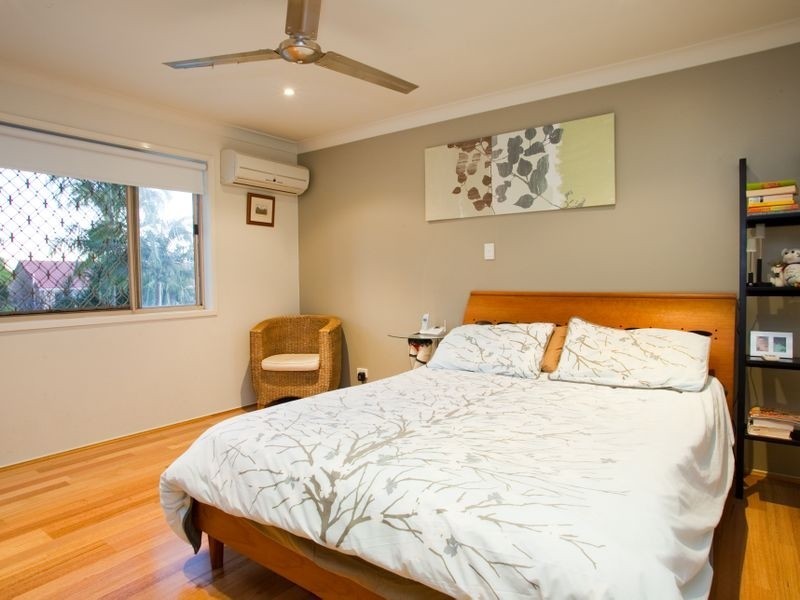 9 Tristania Close, Calamvale QLD 4116