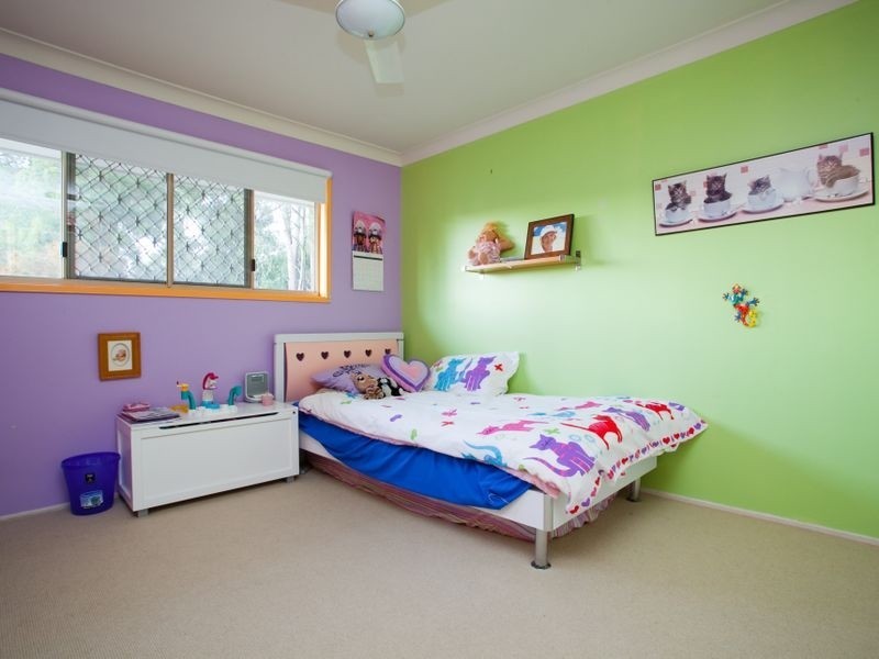 9 Tristania Close, Calamvale QLD 4116