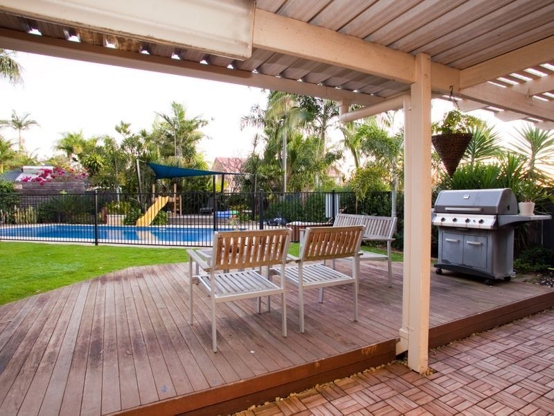 9 Tristania Close, Calamvale QLD 4116