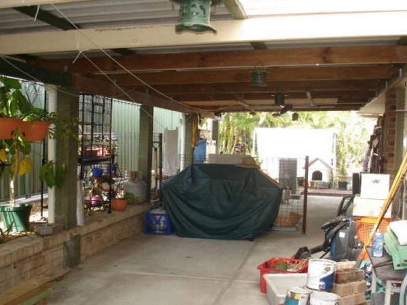 868 Wembley Rd, Browns Plains QLD 4118