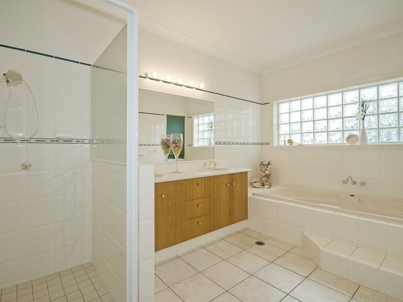 9 Palatine Street, Calamvale QLD 4116