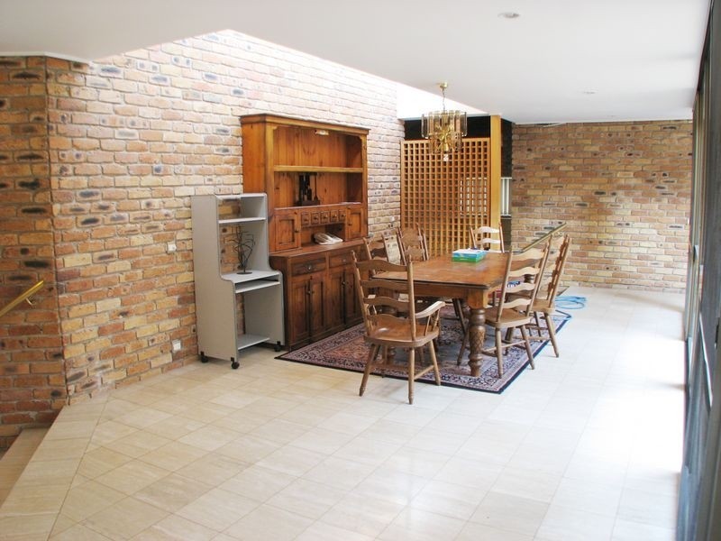 111 Dunedin St, Sunnybank QLD 4109