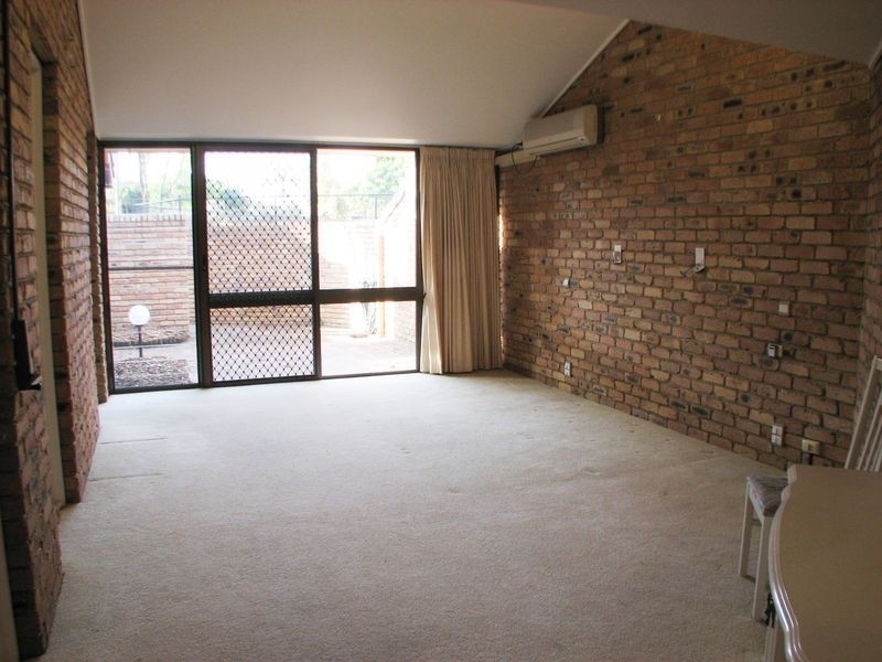 111 Dunedin St, Sunnybank QLD 4109