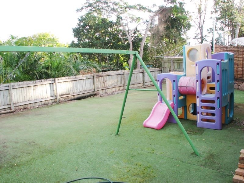 111 Dunedin St, Sunnybank QLD 4109