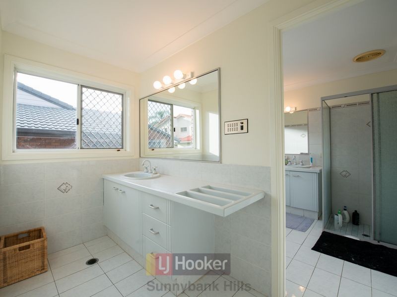 60 Lamona Circuit, Sunnybank Hills QLD 4109