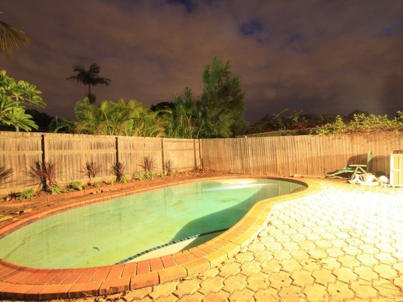 2 Greenleaf Street, Sunnybank Hills QLD 4109