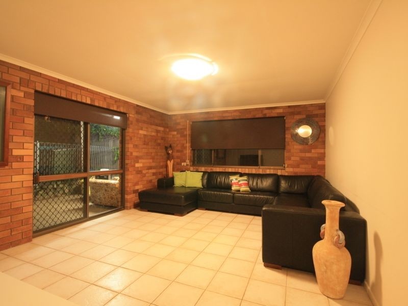 2 Greenleaf Street, Sunnybank Hills QLD 4109