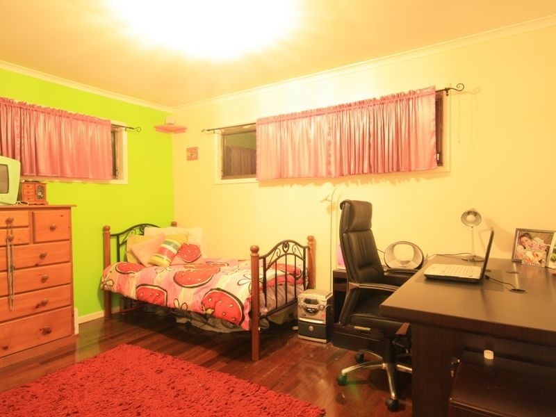 2 Greenleaf Street, Sunnybank Hills QLD 4109