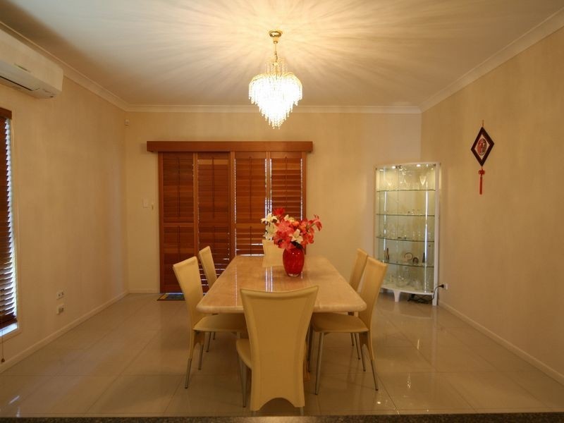 24 Khoo Place, Calamvale QLD 4116