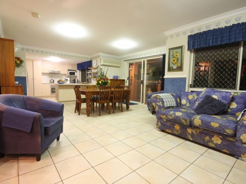 9 Byrony Place, Parkinson QLD 4115