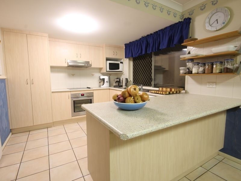 9 Byrony Place, Parkinson QLD 4115