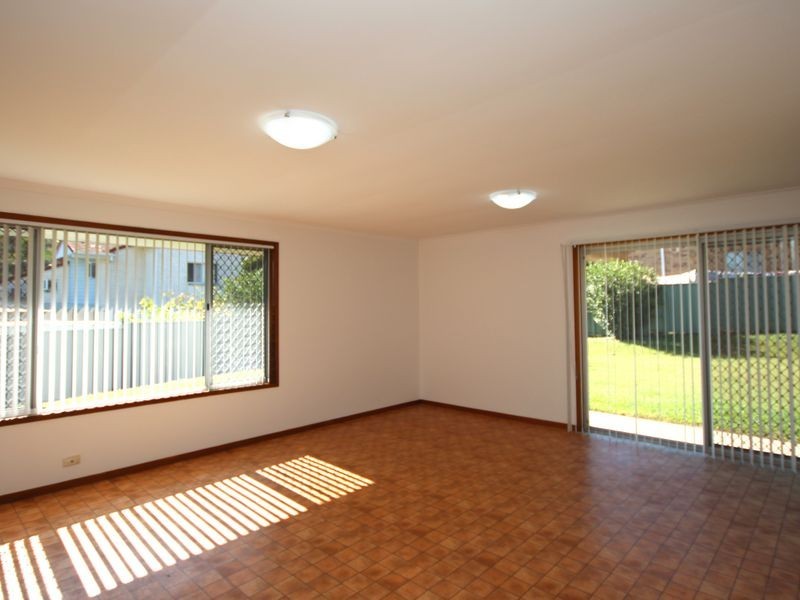 12 Metropole Street, Robertson QLD 4109