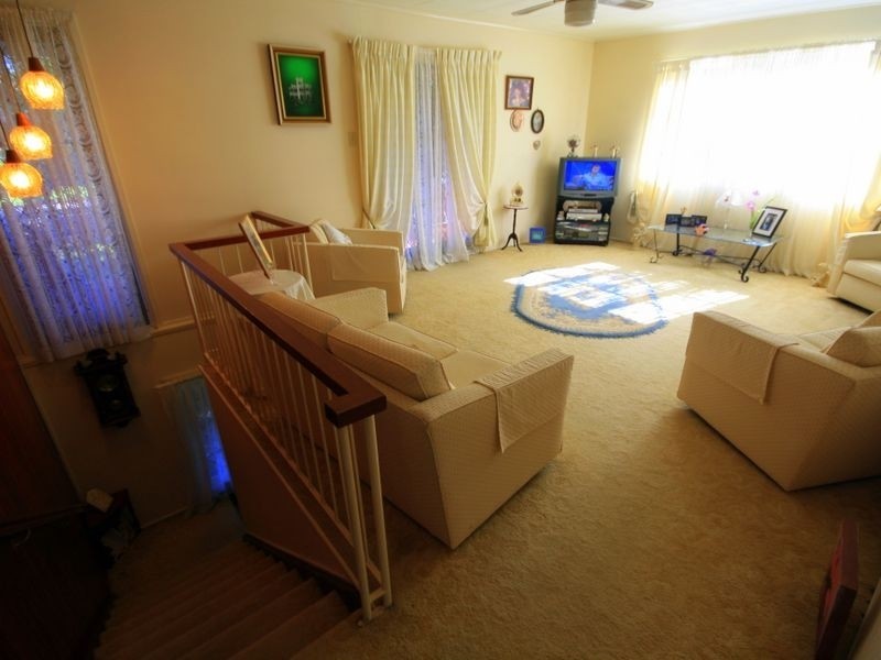 5 Janina St, Sunnybank Hills QLD 4109