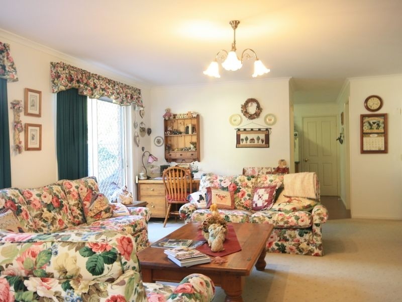 16 Beris Cr, Kuraby QLD 4112