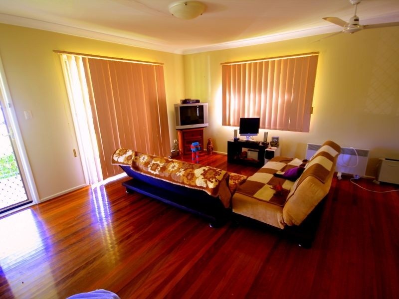 33 Christopher St, Sunnybank Hills QLD 4109