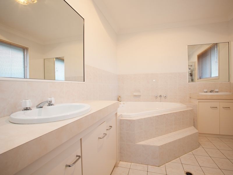 4 Argent Place, Sunnybank Hills QLD 4109