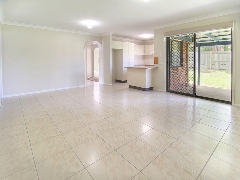 29 Grevillea Crescent, Calamvale QLD 4116