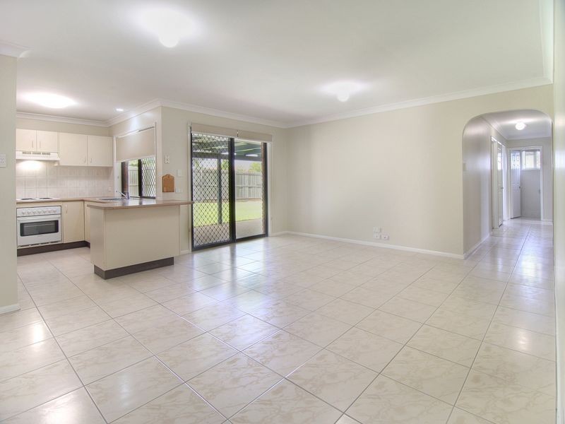 29 Grevillea Crescent, Calamvale QLD 4116