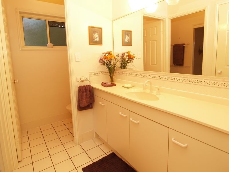 11 Sherbrooke Ct, Munruben QLD 4125