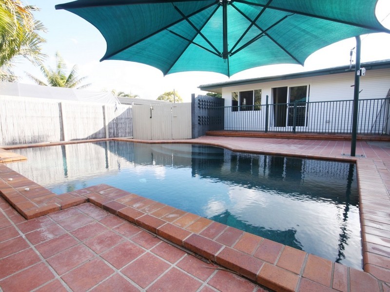 11 Marfayley St, Salisbury QLD 4107