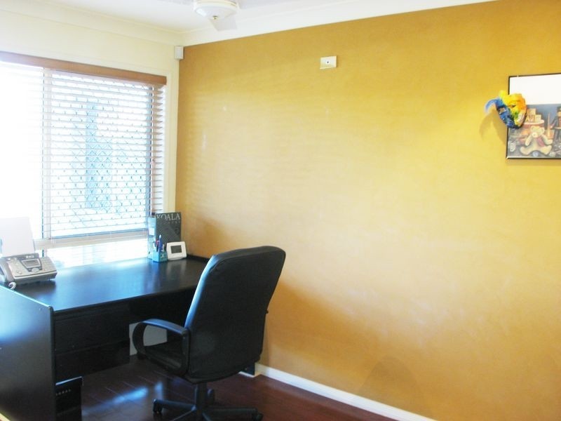 36 Juniper Cct, Stretton QLD 4116