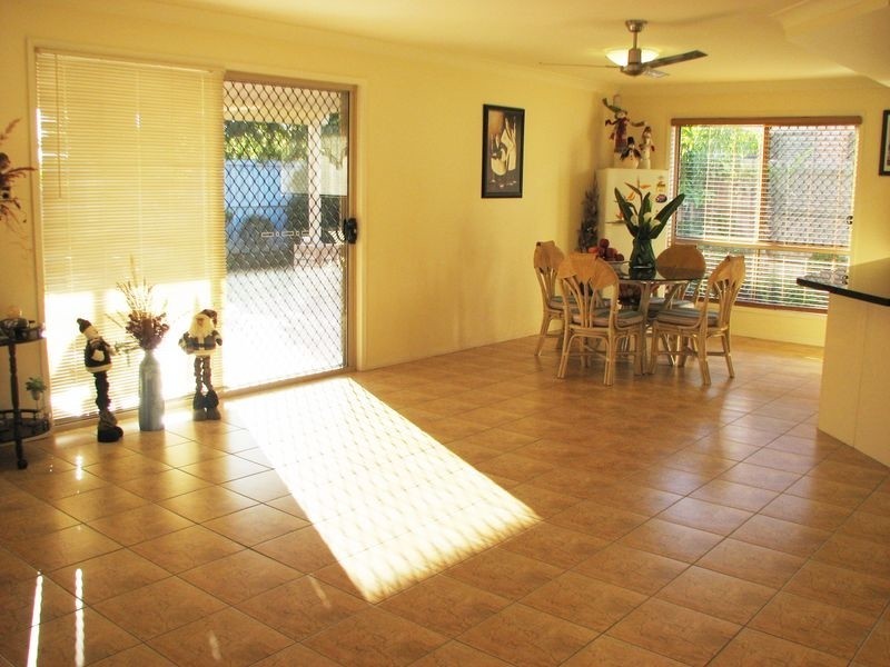 36 Juniper Cct, Stretton QLD 4116