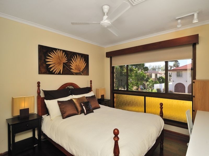 37 Veta Street, Robertson QLD 4109