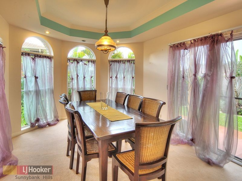 20 Norell Place, Eight Mile Plains QLD 4113