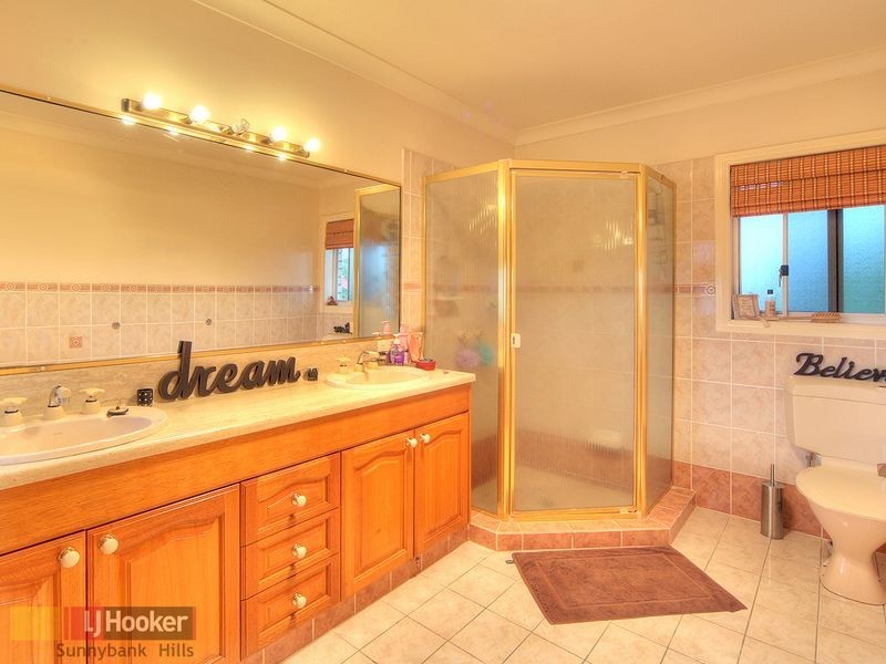 20 Norell Place, Eight Mile Plains QLD 4113